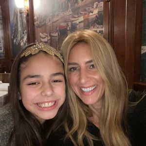 Meet your Posher, Joy